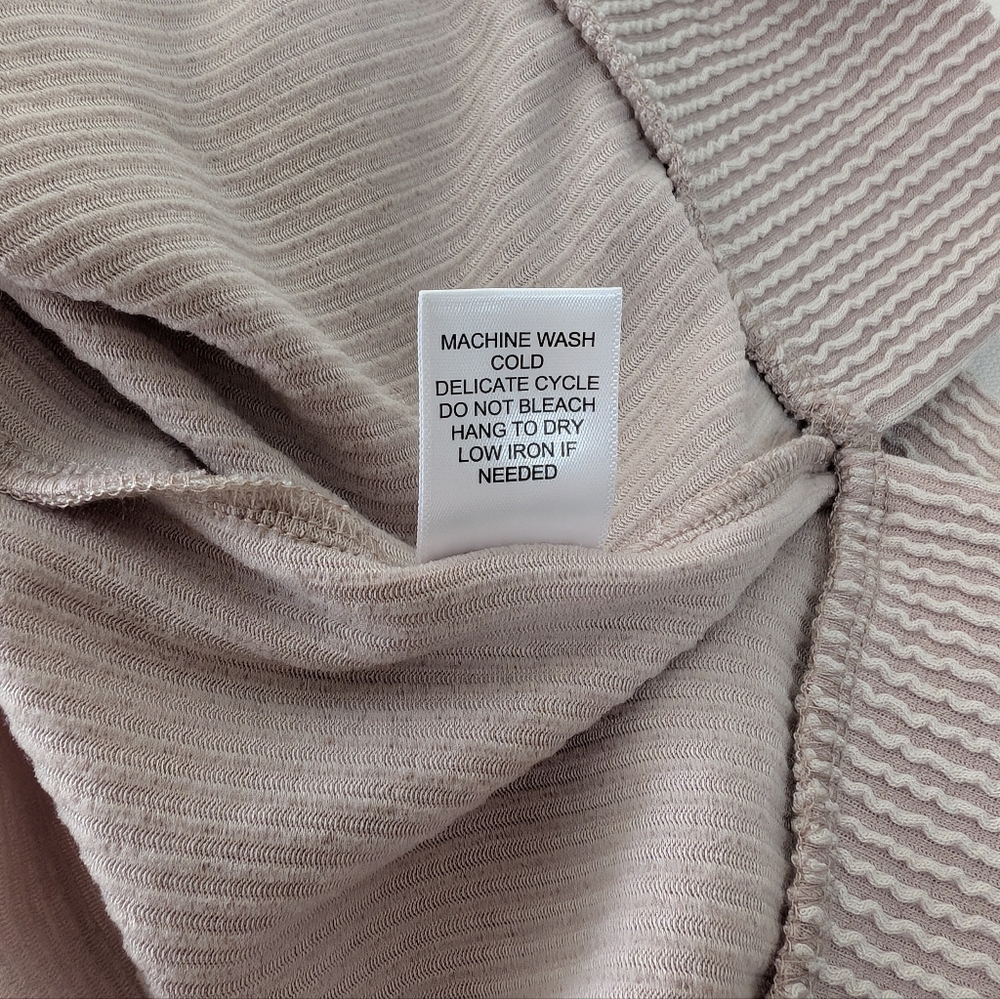 Altar'd State Ribbed Tunic, Sz M, Nwt - Picture 9 of 9